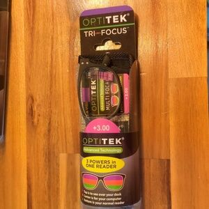 Optitek Tri-Focus readers +3.00 A10 NWT